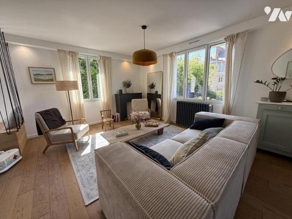 SAINT-BRIAC-SUR-MER – Hyper-centre – Maison familiale atypique avec jardin exposé plein sud