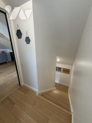 SAINT-BRIAC-SUR-MER – Hyper-centre – Maison familiale atypique avec jardin exposé plein sud