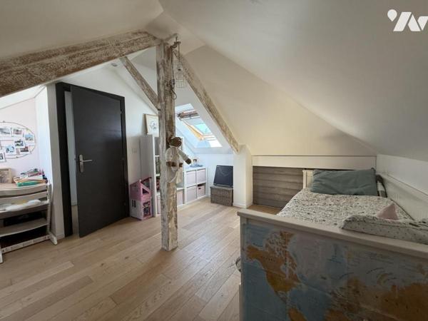 SAINT-BRIAC-SUR-MER – Hyper-centre – Maison familiale atypique avec jardin exposé plein sud