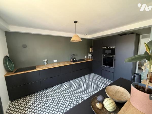 SAINT-BRIAC-SUR-MER – Hyper-centre – Maison familiale atypique avec jardin exposé plein sud