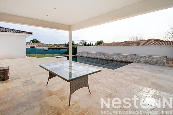 A VENDRE DRAGUIGNAN - MAISON NEO PROVENCALE DE PLAIN PIED de 180m² avec GARAGE et PISCINE