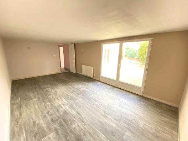 Maison F2 dans village calme , Beautheil