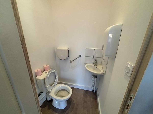 Local commercial Sisteron 85 m2