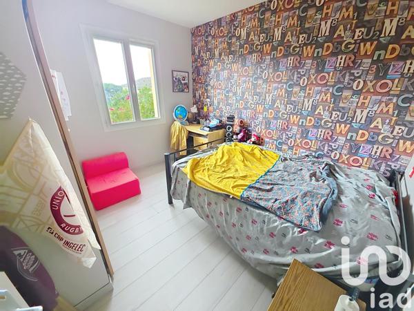 Maison à vendre 5 pièces 102 m² La Rochefoucauld-en-Angoumois