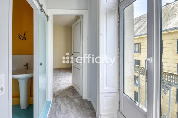 Appartement
         8 pièces
        - 232 m² Bien prestige 675 000 € *