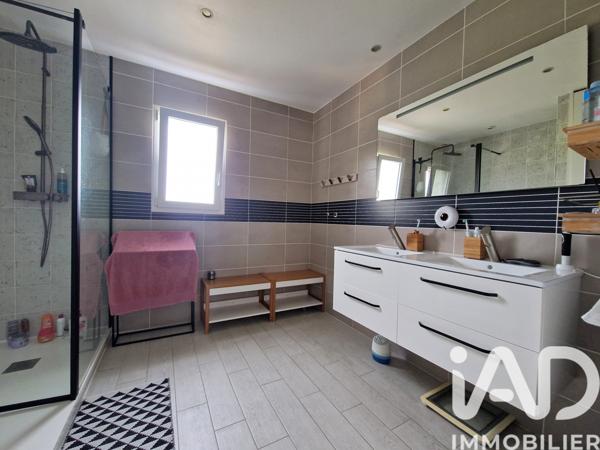 Maison à vendre 6 pièces 129 m² Ligné