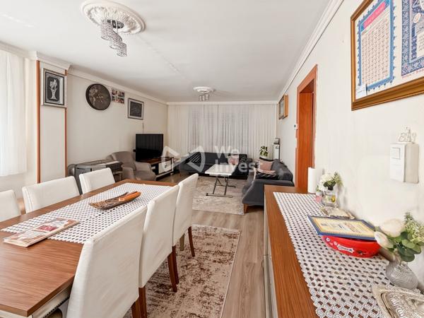 Découvrez une maison où chaque espace ouvre des possibilités…