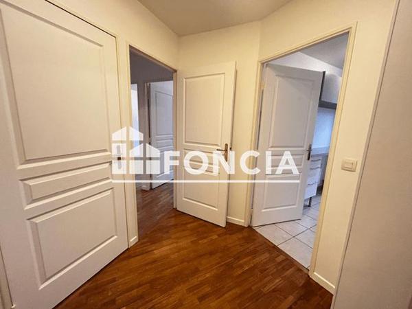 Location Appartement 3 pièces 62.6 m² - 12 RUE EDOUARD NAUD Issy-les-moulineaux 92130