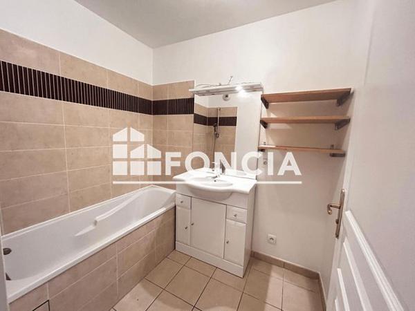 Location Appartement 3 pièces 62.6 m² - 12 RUE EDOUARD NAUD Issy-les-moulineaux 92130