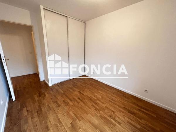 Location Appartement 3 pièces 62.6 m² - 12 RUE EDOUARD NAUD Issy-les-moulineaux 92130