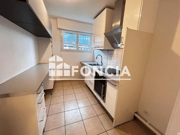 Location Appartement 3 pièces 62.6 m² - 12 RUE EDOUARD NAUD Issy-les-moulineaux 92130