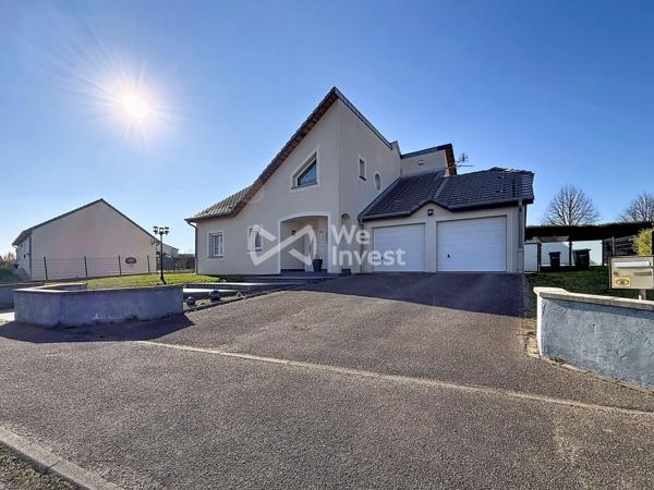 Maison avec suite parentale de plain-pied et piscine à Réhon - Heumont
