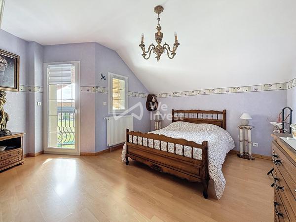 Maison avec suite parentale de plain-pied et piscine à Réhon - Heumont