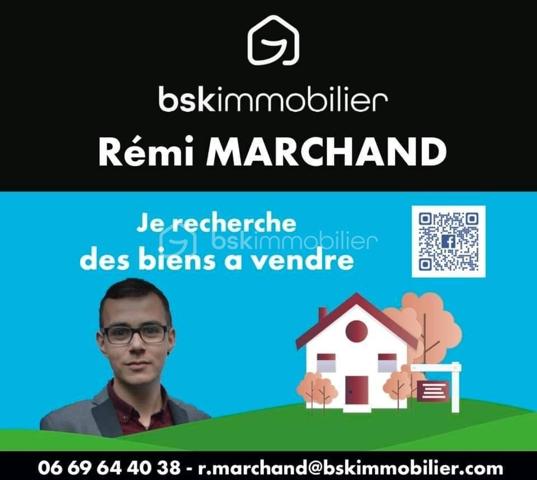 Terrain constructible – Le Mans – 350 m² - proche Pôle santé sud

Au Mans, découvrez ce terrain constructible de 350 m², idéal pour concrétiser votre projet immobilier.
Libre de tout constructeur 

6,50 M / 50 M

* Terrain viabilisé
* Belle possibilité de construction dans un secteur pratique et recherché

Un projet de maison a déjà été imaginé avec un constructeur :
maison d’environ 60 m² d’emprise au sol sur deux niveaux.
Présentation du projet et estimation chiffrée disponibles sur demande.

Pour plus d’informations ou organiser une visite, contactez-moi.