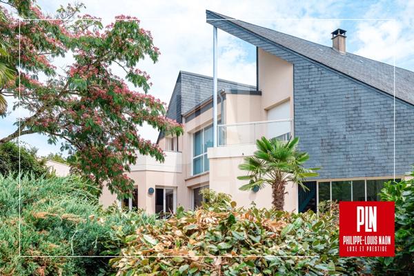 À 5MN du Mans, une propriété d'architecte rare réunissant 2 chambres de plain-pied, une piscine et un magnifique parc paysager