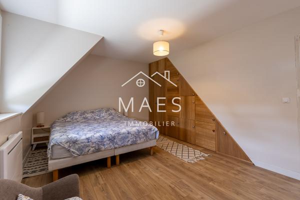 Maison semi-individuelle – parcelle de 570 m2 – 3 chambres – Garage & stationnements privatifs