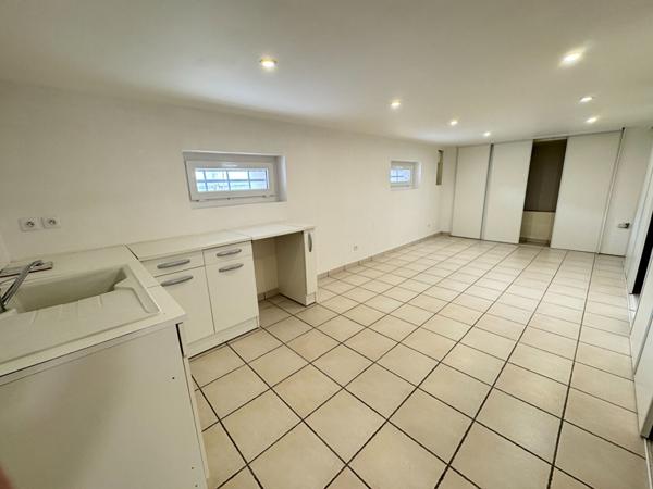 Local commercial 230 m2