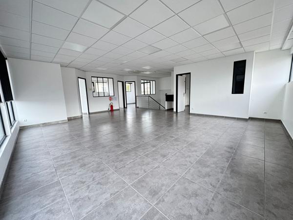 Local commercial 230 m2