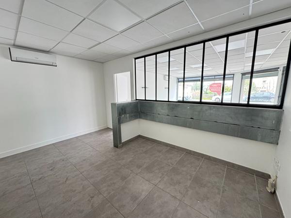 Local commercial 230 m2