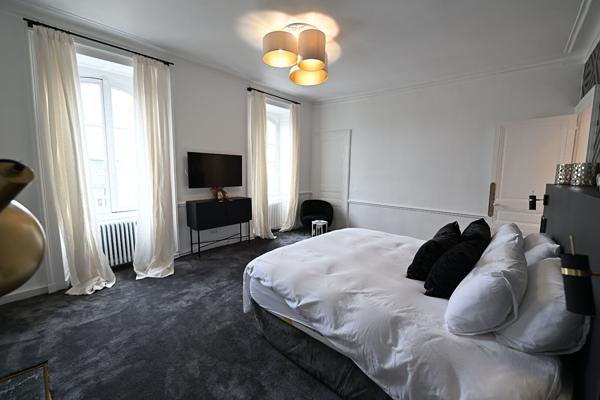 Appartement 7 pièces 180.17 m2