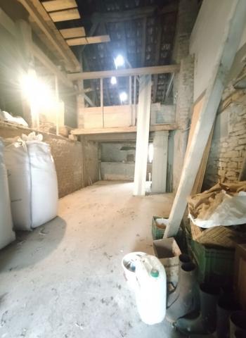 Maison Fontenois Les Montbozon 9 pièce(s) 225 m2