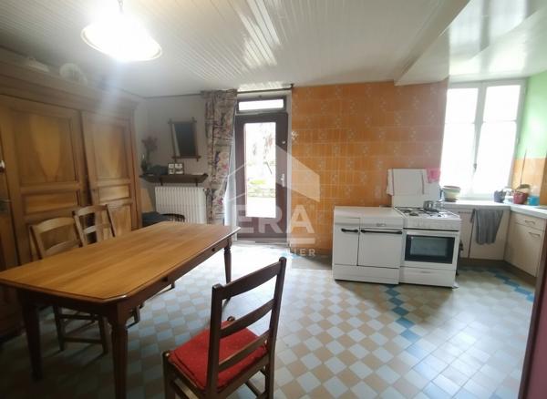 Maison Fontenois Les Montbozon 9 pièce(s) 225 m2