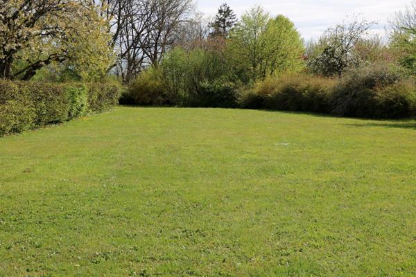 Charmante maison individuelle, 173 m² habitables, 7 pièces, terrain de plus de 3 000 m²