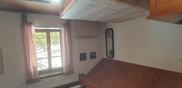 Charmante maison individuelle, 173 m² habitables, 7 pièces, terrain de plus de 3 000 m²