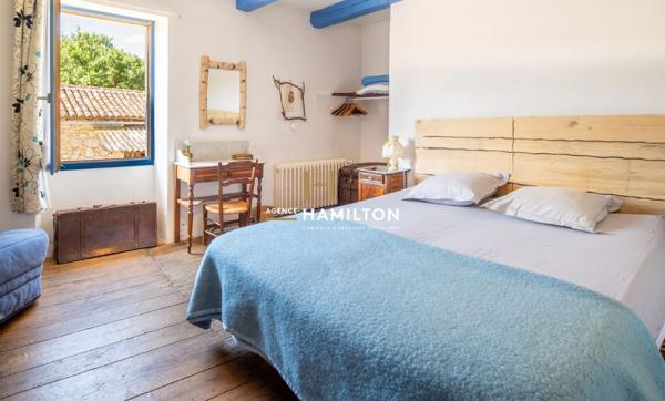 ECO-DOMAINE D'EXCEPTION PROCHE DE CORDES-SUR-CIEL - 2 MAISONS + DEPENDANCES Cordes sur ciel