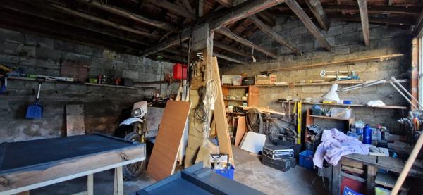 Maison 3 pièces avec jardin + garages + potentiel appartement à rénover