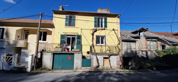 Maison 3 pièces avec jardin + garages + potentiel appartement à rénover