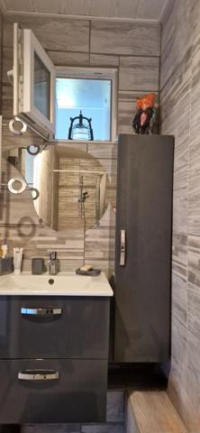 Maison 3 pièces avec jardin + garages + potentiel appartement à rénover