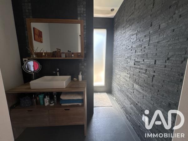 Maison à vendre 4 pièces 105 m² Pont-Saint-Martin