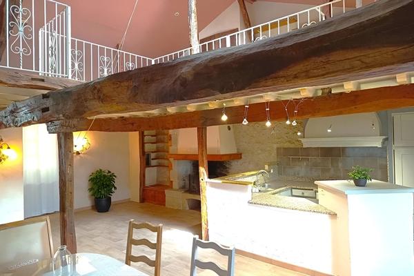 Domaine de 8,7 ha avec habitation, gîte, salle de réception et installations équestres Lautrec