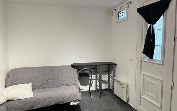 Appartement à louer    1 pièce • 15,05 m2 Orsay