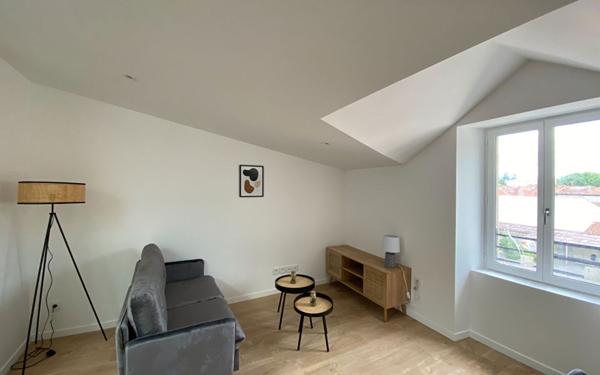 Appartement à louer    1 pièce •  Mazamet