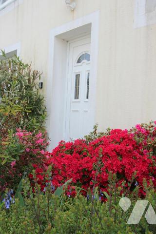 Maison de ville au Centre de Ste Luce sur Loire