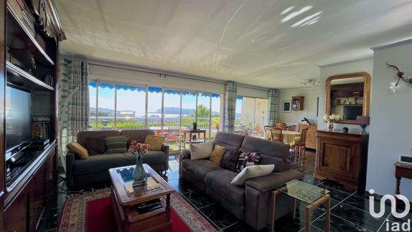 Appartement 4 pièces de 112 m² à Toulon (83000)