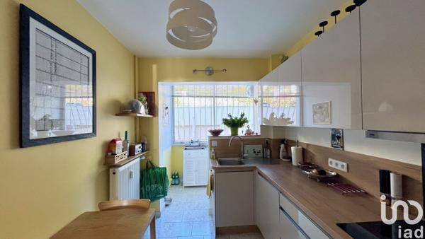 Appartement 4 pièces de 112 m² à Toulon (83000)