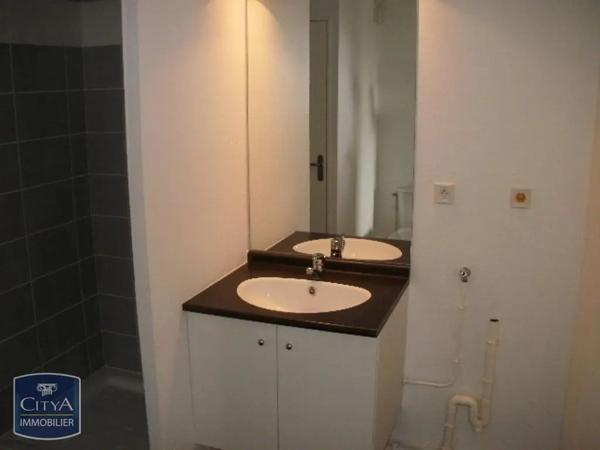 Appartement à louer 2 pièces 44.73m² Trélazé (49800)