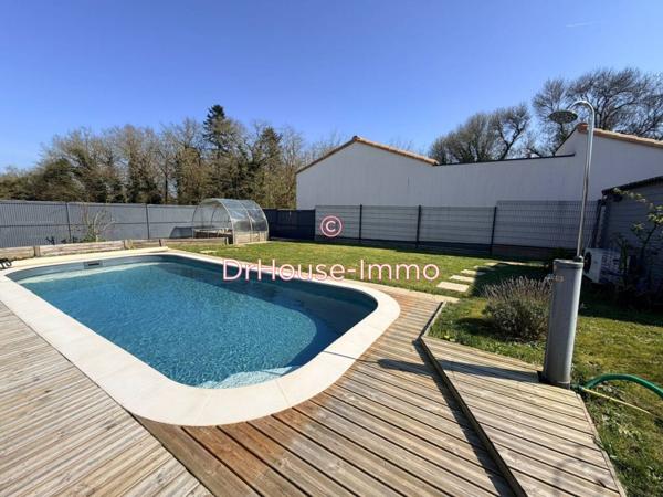 Maison à vendre 3 pièces de 122 m²