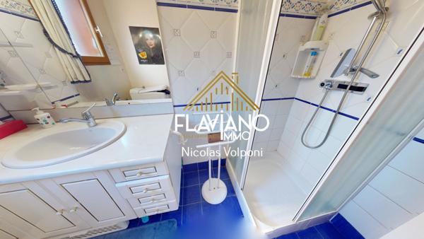 Les Thuiles (04400) Appartement T5 100m2