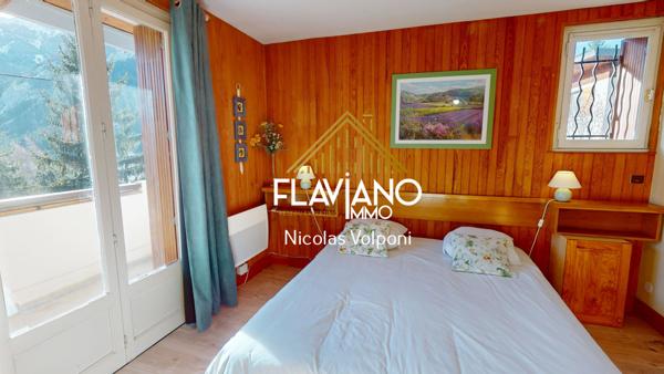 Les Thuiles (04400) Appartement T5 100m2