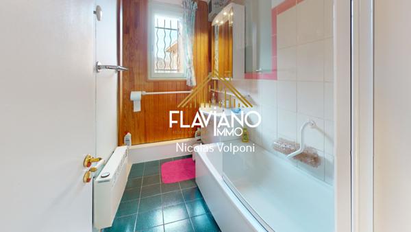 Les Thuiles (04400) Appartement T5 100m2