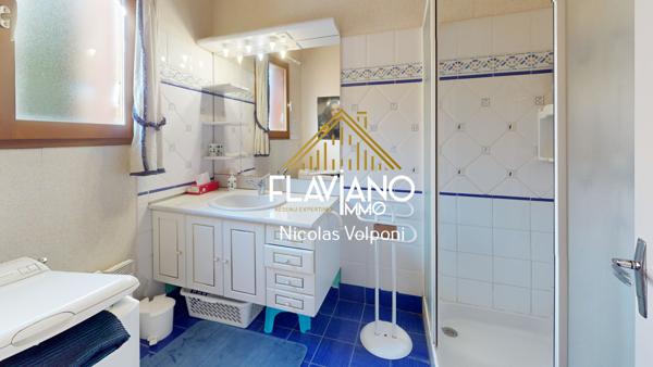 Les Thuiles (04400) Appartement T5 100m2