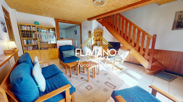 Les Thuiles (04400) Appartement T5 100m2