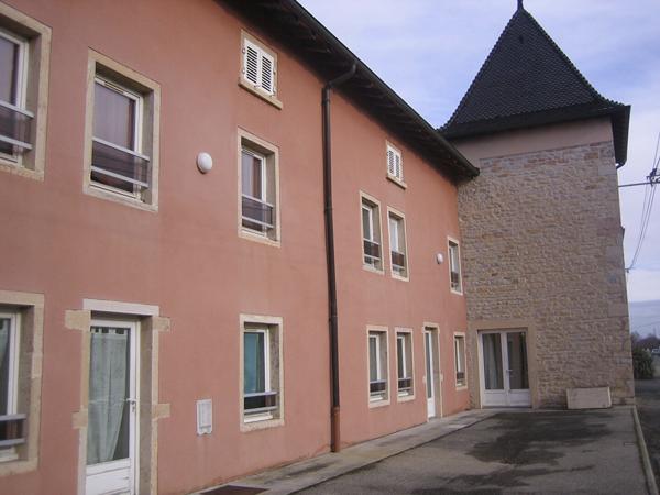 A louer Confrancon T2 bis dans une résidence calme