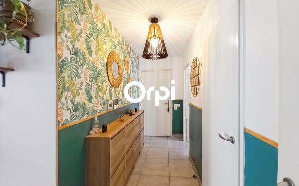Appartement à vendre    4 pièces • 79,81 m2 Marseille 9