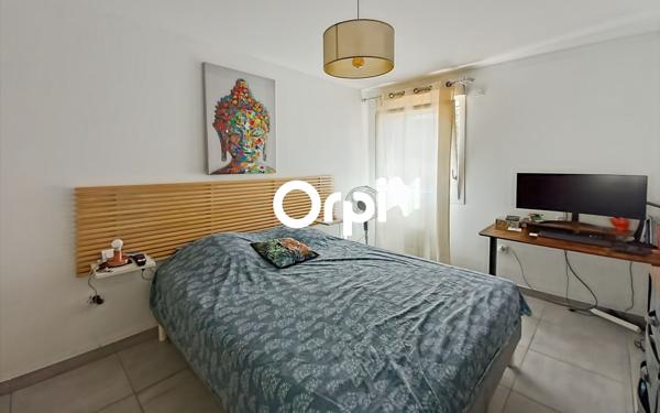 Appartement à vendre    4 pièces • 79,81 m2 Marseille 9