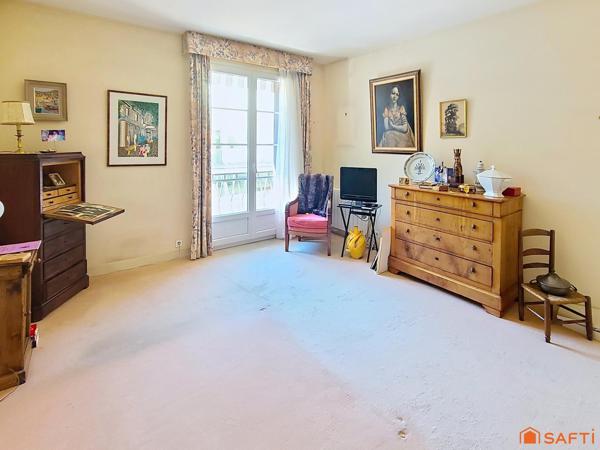LISIEUX HYPER CENTRE APPART F4 AVEC BALCON